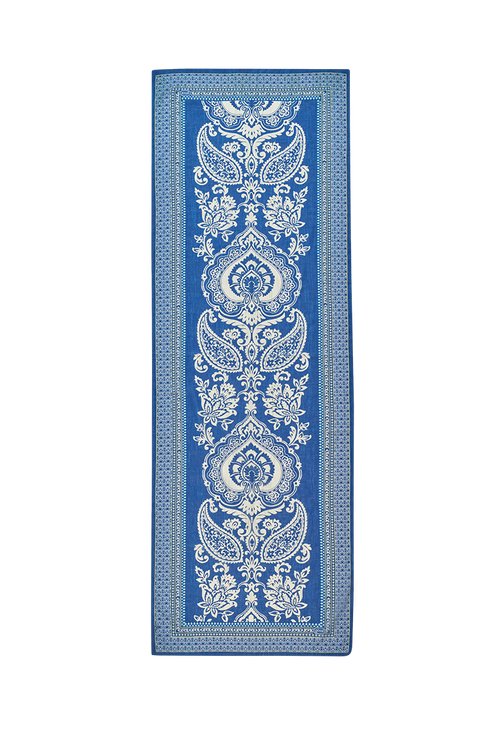Paisley ornament shawl