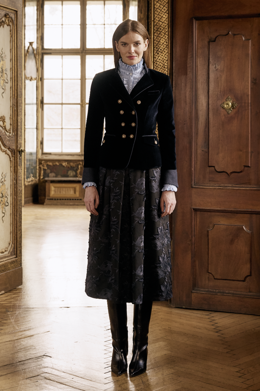 Samtjacke mit Revers - Translation missing: de.products.product.media.image 7