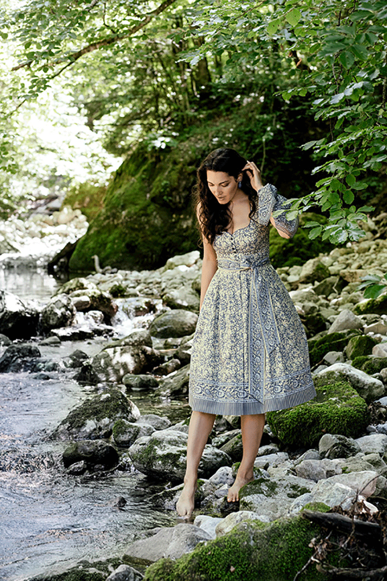 Dirndl-Light - Bild 8