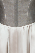Seidendirndl lang - Miniatur 5