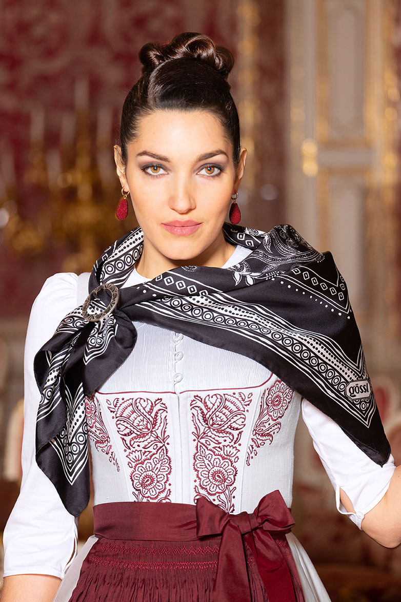 Dirndl von Könnerhand - Translation missing: de.products.product.media.image 8