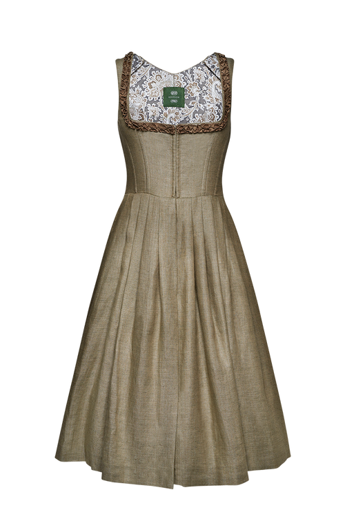 Jagddirndl mit Henndorfer Rüsche