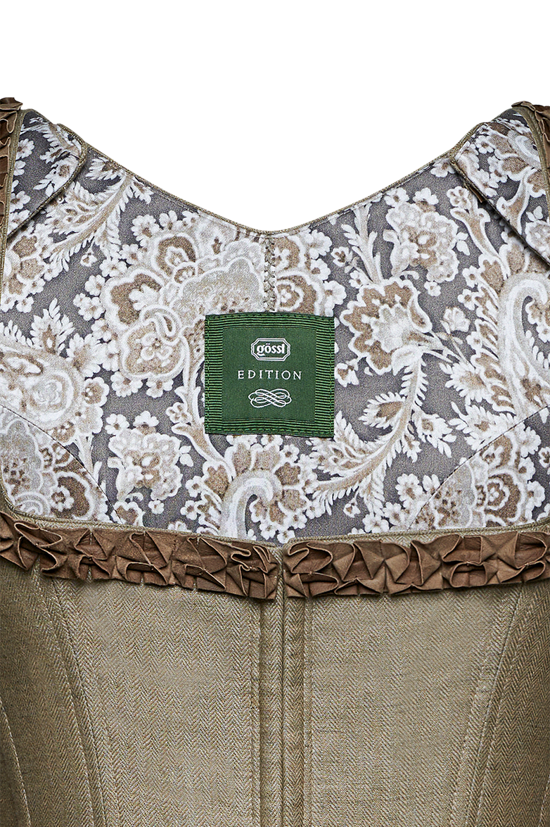 Jagddirndl mit Henndorfer Rüsche - Translation missing: de.products.product.media.image 3