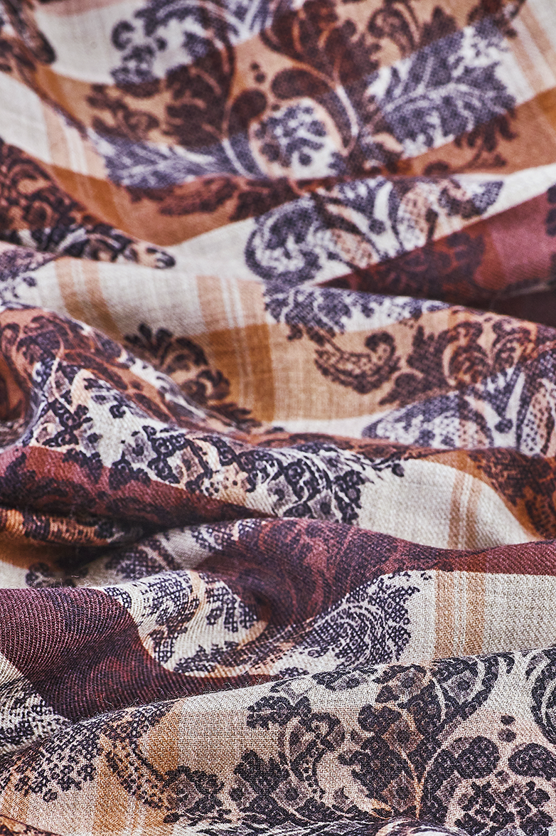 Wool shawl - Image 6