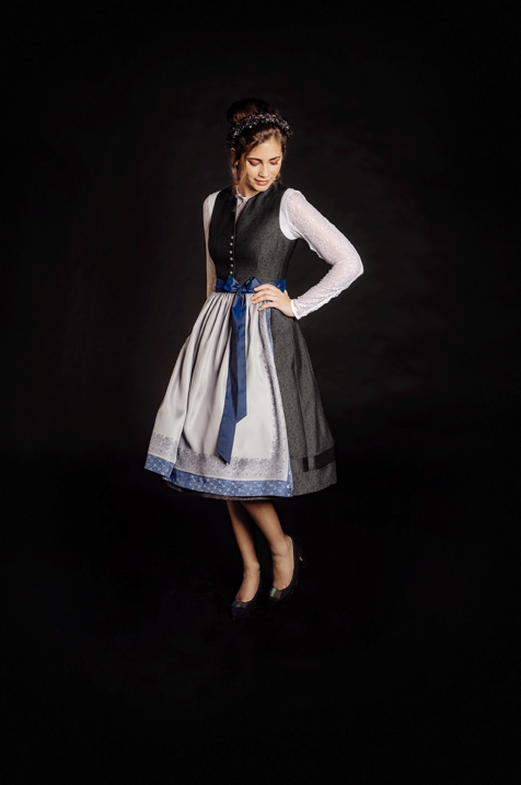 Jacquard-Dirndl