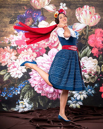 Dirndl mit elegantem Farbverlauf