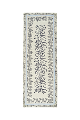 Schal mit Blattmuster